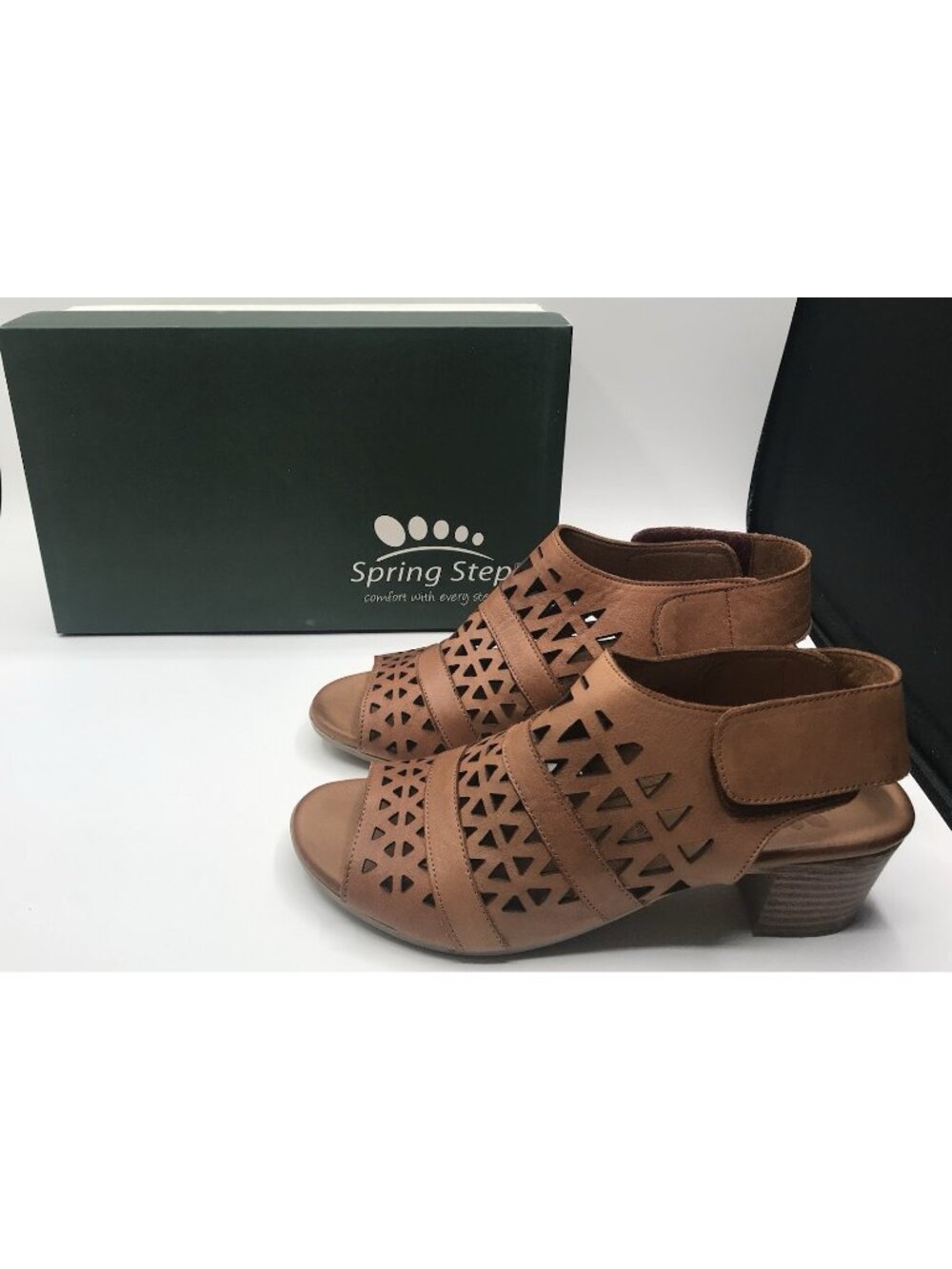 Spring Step Dorotha Brown Leather Strappy Sandals Cut-Outs Women's Size 8 EU 38